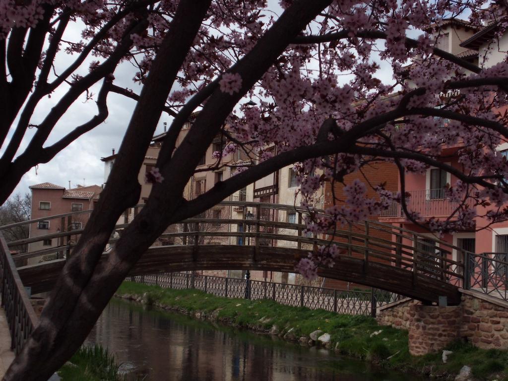 Alojamiento Rural Tres Palacios 몰리나 데 아라곤 외부 사진